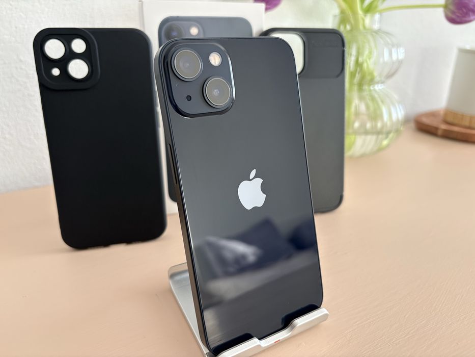 Apple iPhone 13 - 128GB, Midnight Black