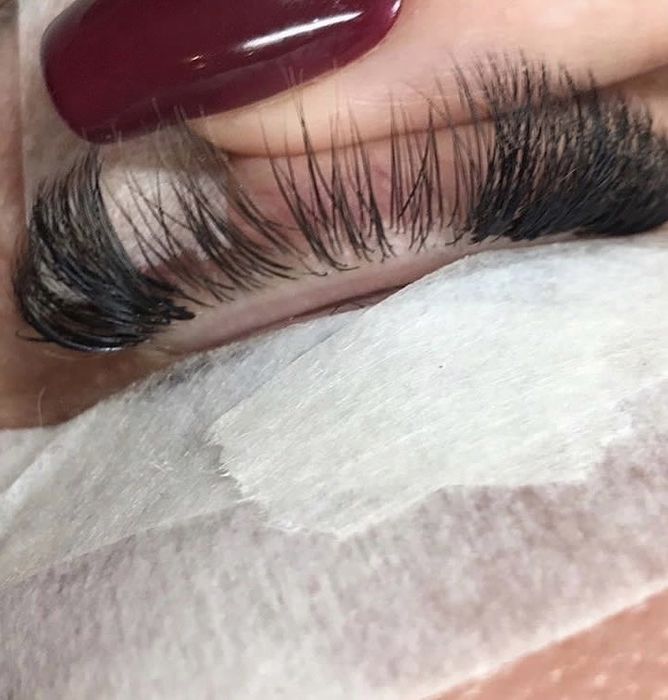 Наращивание ресниц Выезд и у себя