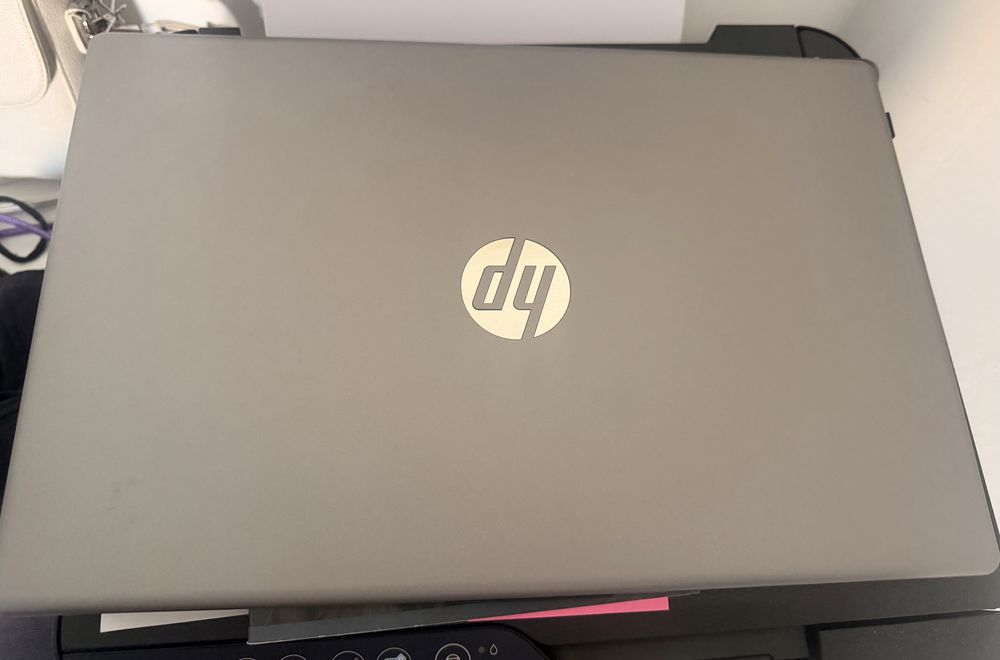 Продам ноутбук HP 250 G10 15.6