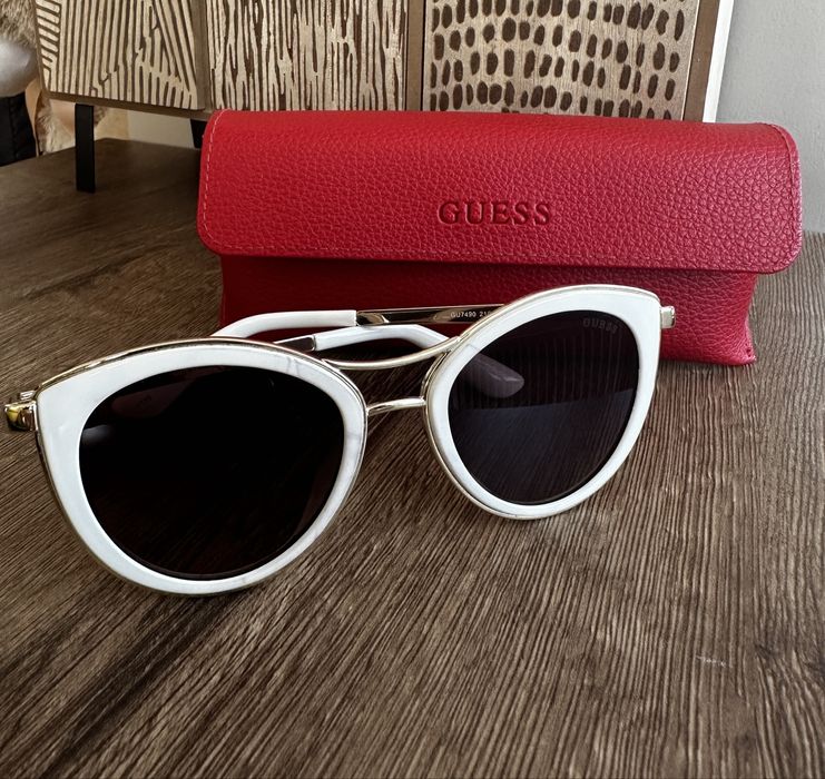 Слънчеви очила Guess