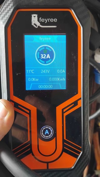 Монофазно зарядно за електромобил 32А 7.5kw