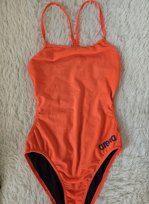 Продам купальник