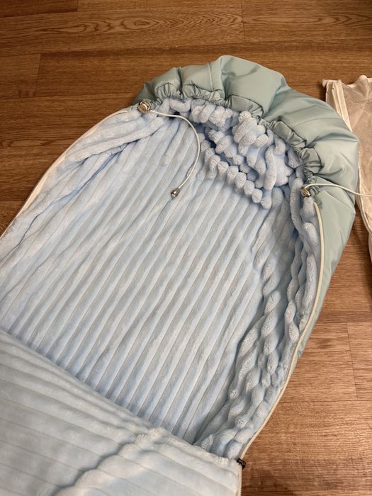 продам детский конверт на выписку