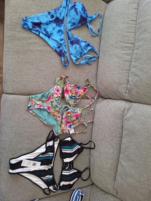 Бански костюми нови