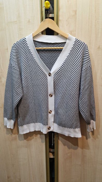 Продам классический пиджак Stradivarius