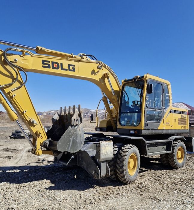 Экскаватор сдам в аренду