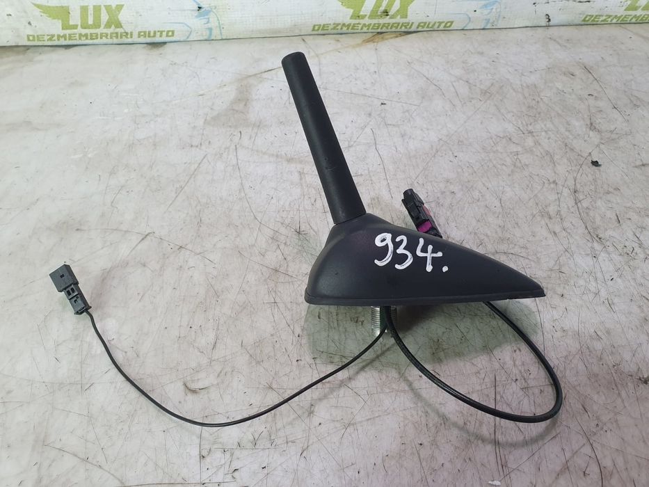 Antena gps 6925356 BMW Seria 1 E87 (2004 - 2007) 1.6 benzina N46B16A 1.6 benzina N46B16A N46B16A
