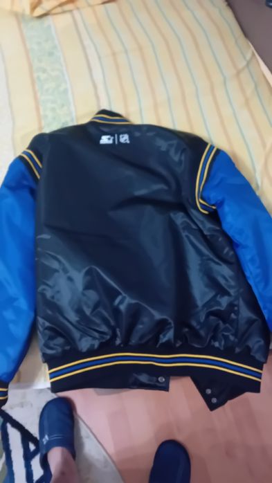 Geaca primavara culoare albastru cu negru