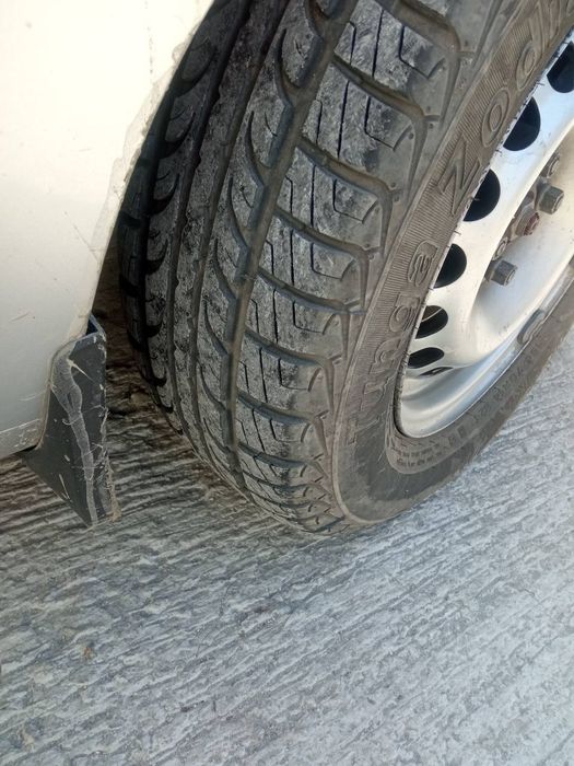 Spark 2011 yil Sotiladi