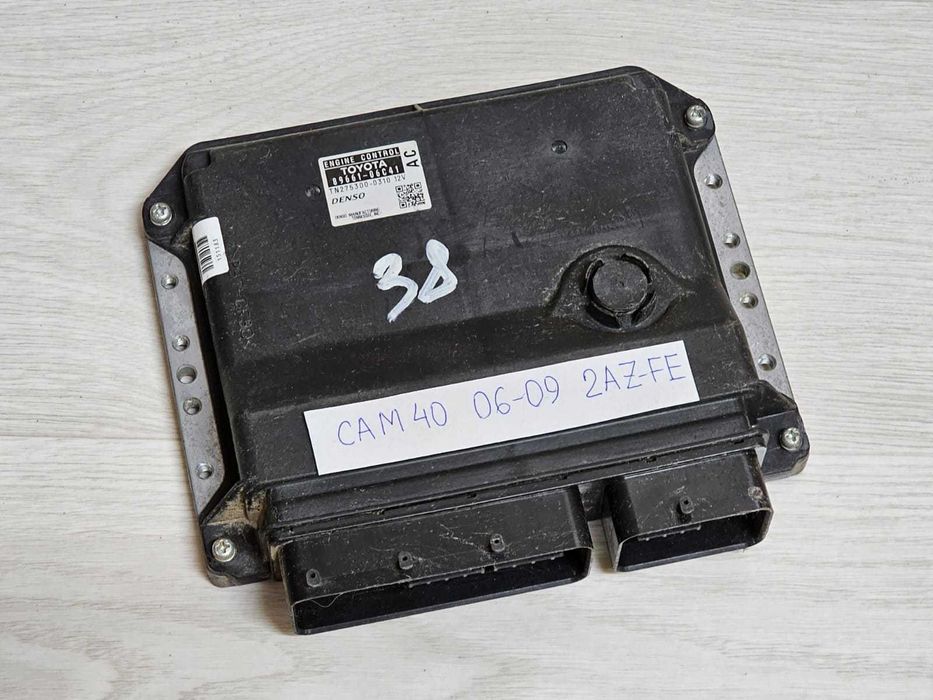 Блок управления двигателем TOYOTA CAMRY 40
