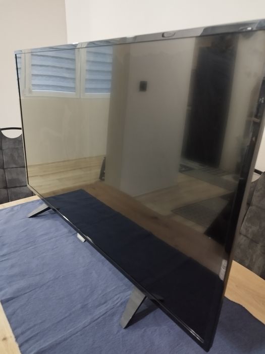 Продавам телевизор за части