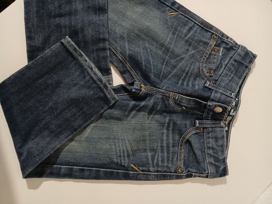 Дънки и тениска 5г