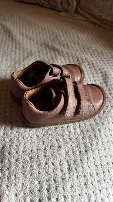 Pantofi barefoot 23