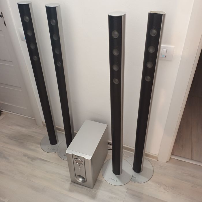 Sistem audiio sateliti si subwoofer activ