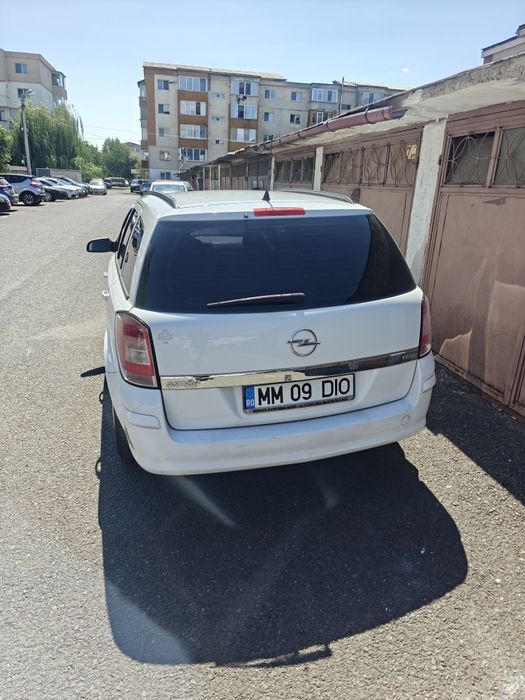 Opel Astra caravan 1.3 cdti