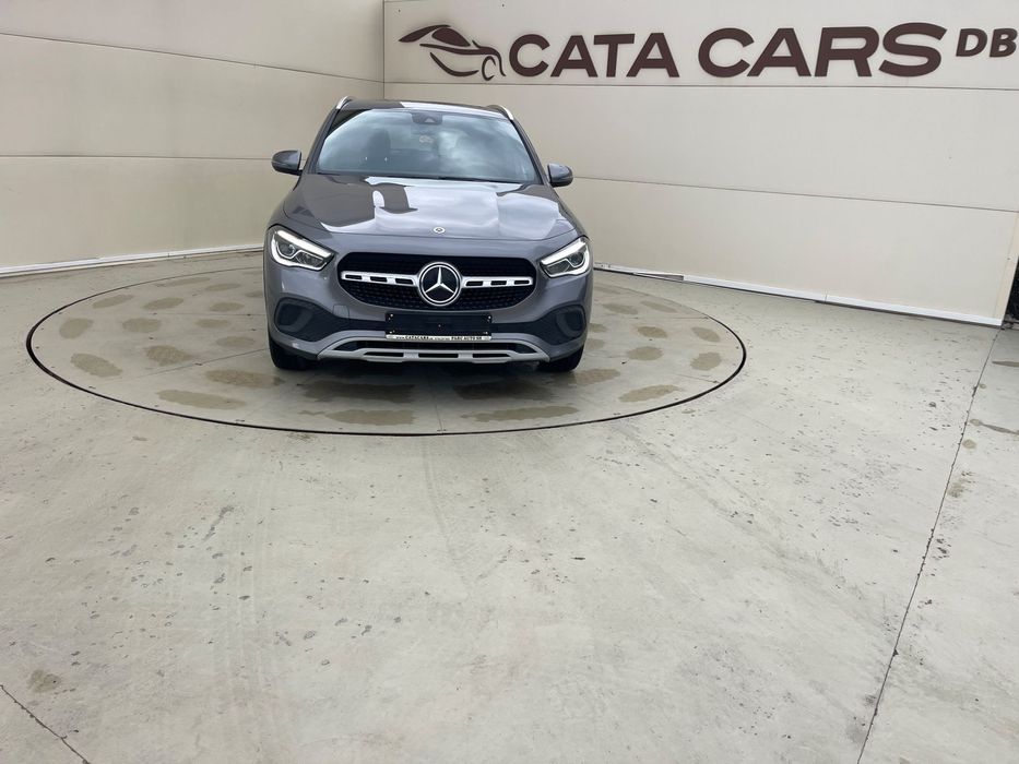 Mercedes-Benz GLA Mercedes GLA180, 2.0D, LED, Navi, Distronic, Camera, Piele