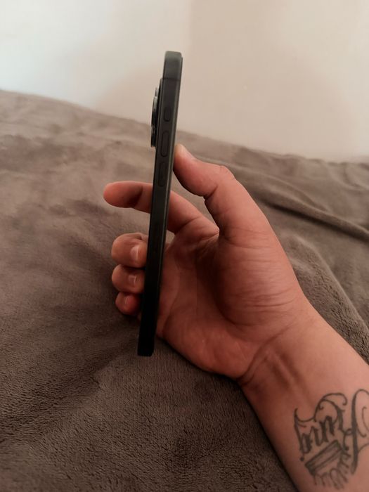 Iphone 15 pro max 256gb 88% идеал