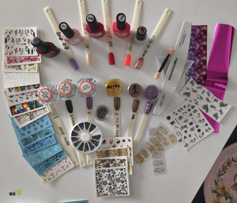 Декорации за маникюр