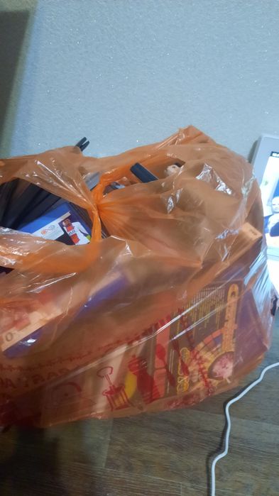 Дисковод новый YAMAHA CD-R-RW