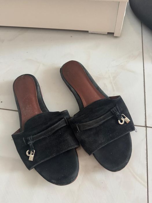 Продам шлепки женские