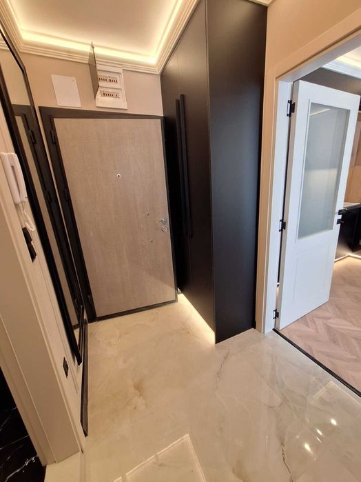 Двустаен апартамент в Южен