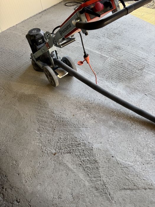 Servicii slefuire sapa, beton, adeziv, vopsea , epoxidica