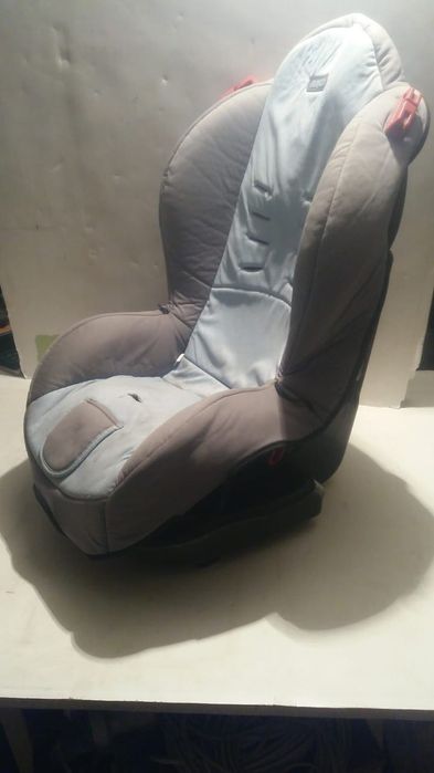 Продаю детское автомобильное кресло
