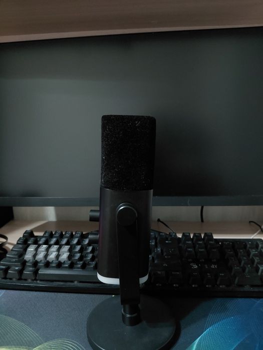 Микрофон Fifine AM8