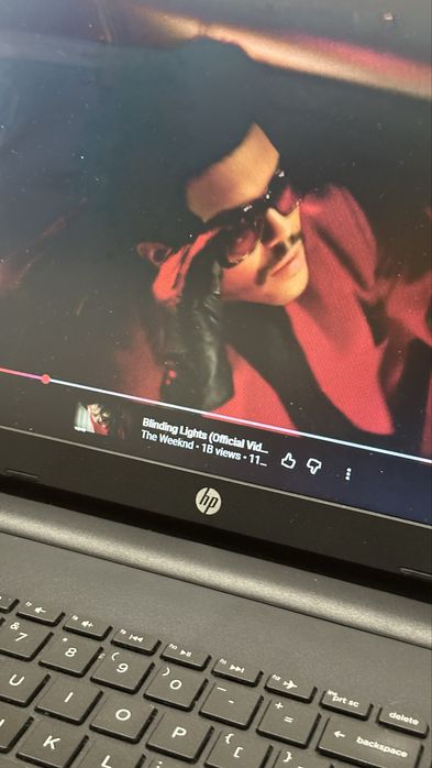 Laptop HP 250 Windows 11 SSD