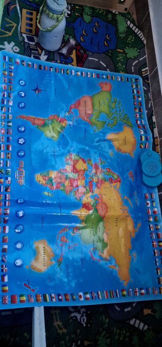 Harta interactivă Momki MyMap – Harta lumii pentru copii 6+ ani