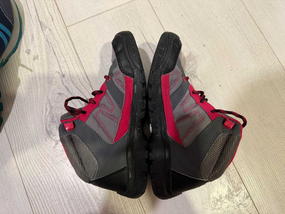 Детски туристически обувки, обувки за преходи Quechua номер 34