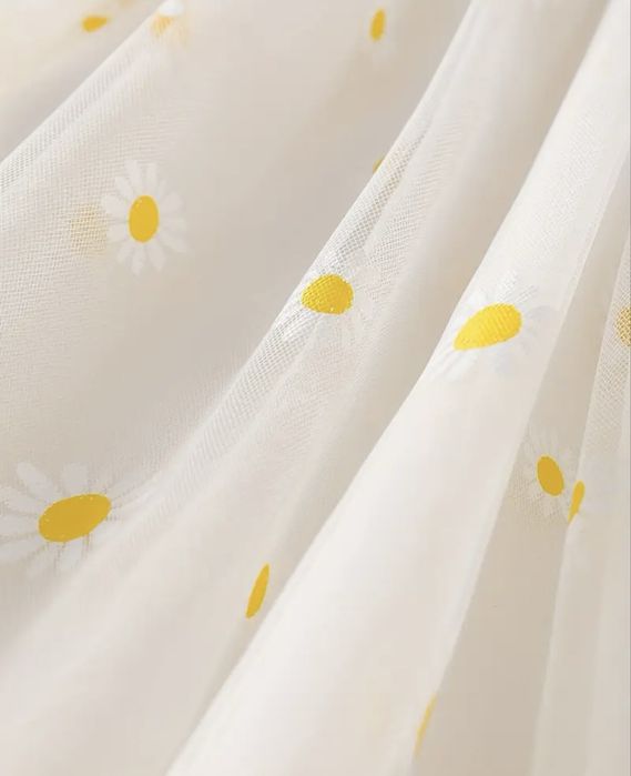 Нежное платье с ромашками (белое)