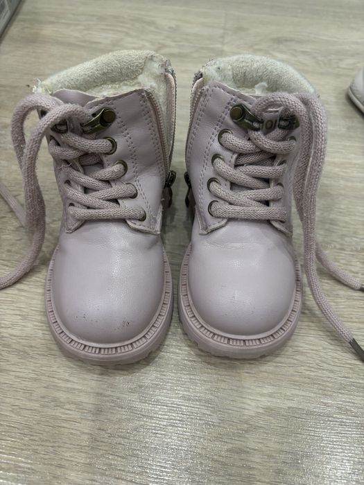 Продам зимние сапоги для девочки