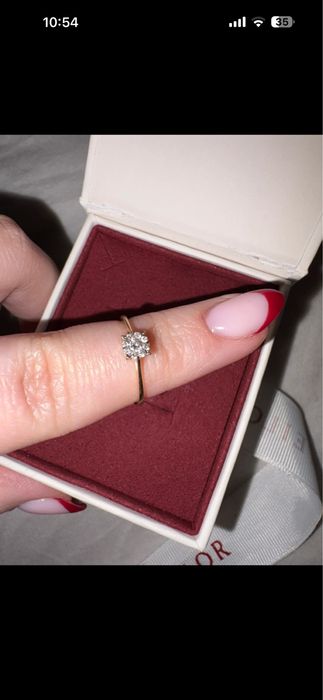 Inel cu diamante Teilor