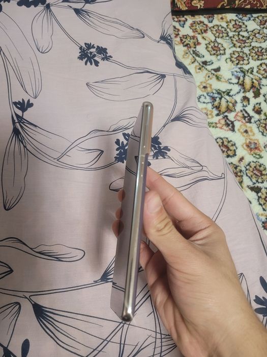 Samsung S21+ 8/256 gb