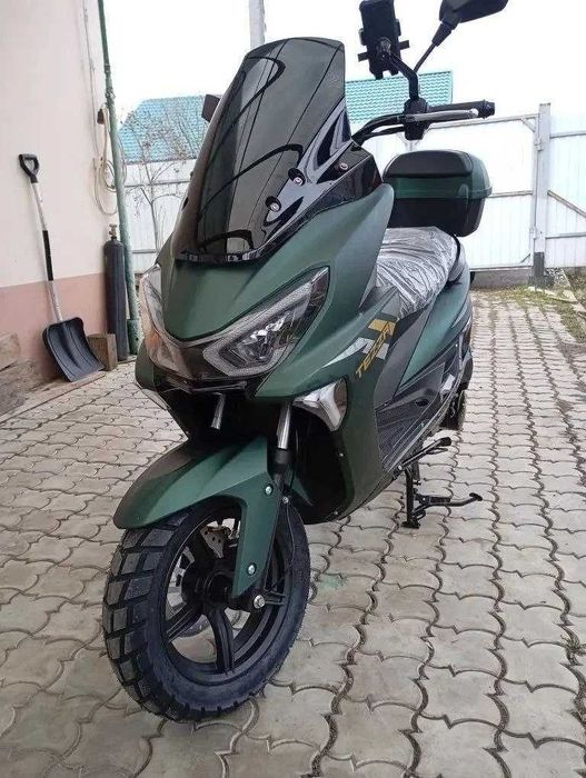 Мопед Tezza MAXI 150