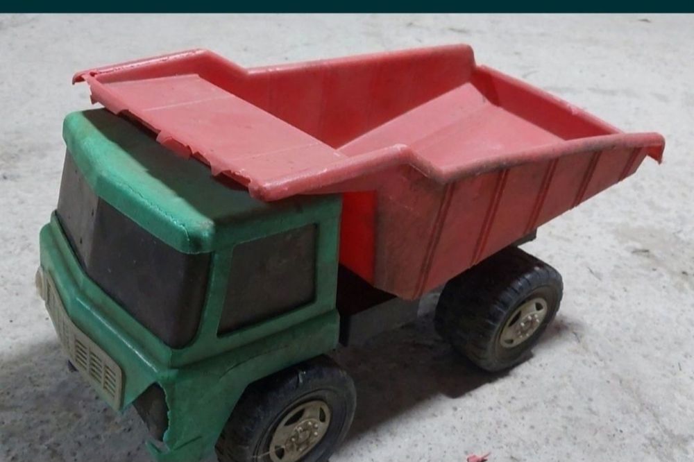 Камион-самосвал от Соца 3 бр