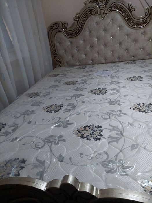 Yotoqxonaga spalni tremo sotiladi