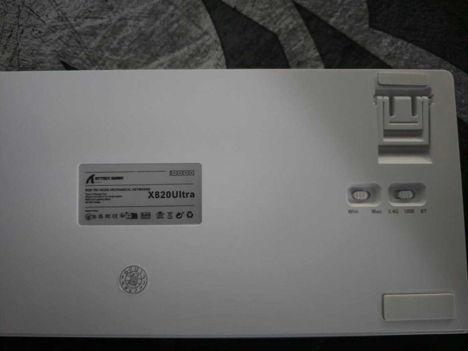 Attack Shark X820Ultra tastatura mecanica 75% Tri-Mode ecran TFT