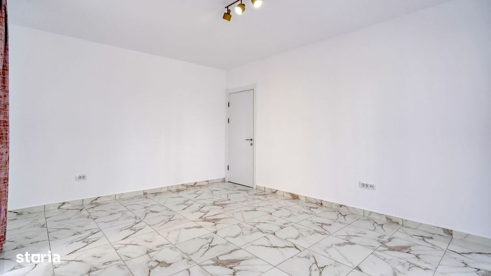 Apartament Spațios Și Curte În Cristian
