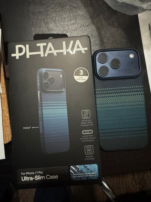 Husa originala ultraslim Pitaka iPhone 17 Pro