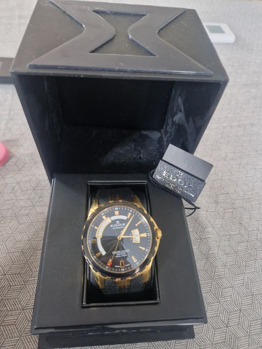 Швейцарски часовник Edox