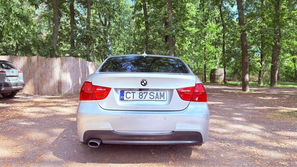 BMW 3 Series 2011 — imagine 4
