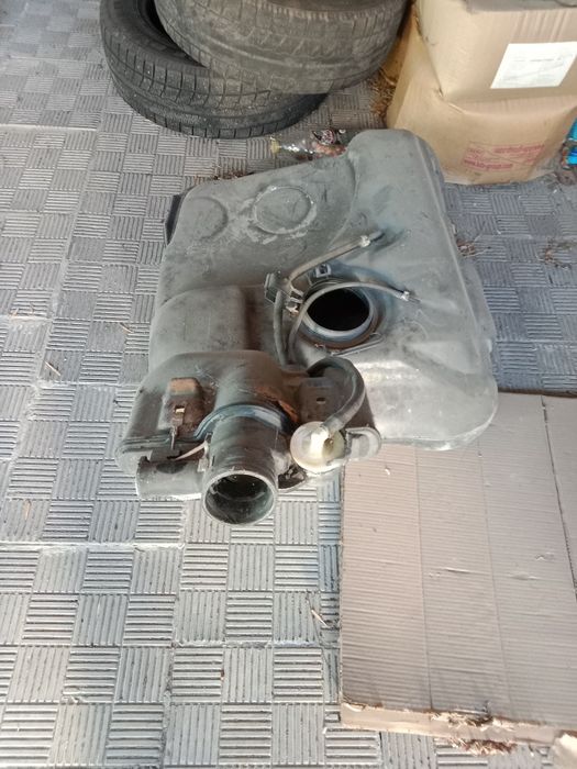VW golf бензобак 10000 срочно