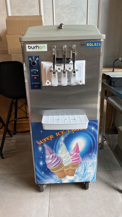 ПРОДАЮ аппарат для мороженого BQL-925