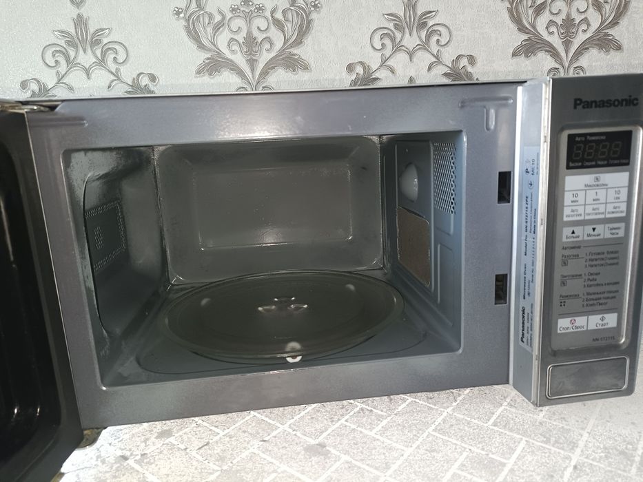 Продам микроволновку Панасонник 18т