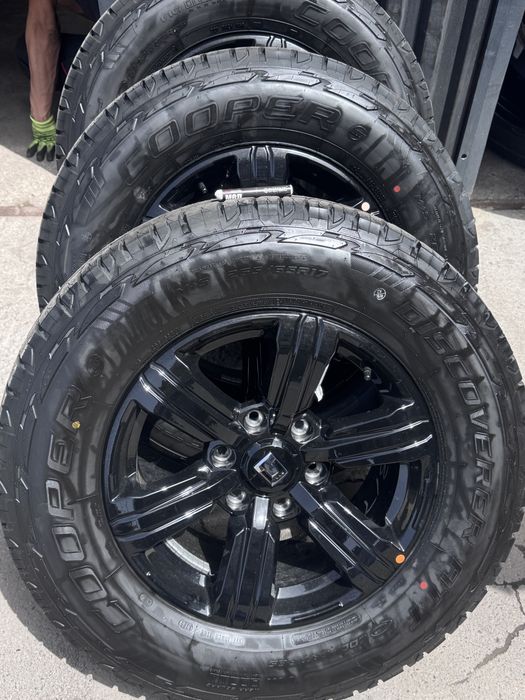 Cooper Discoverer AT 265/65 R17