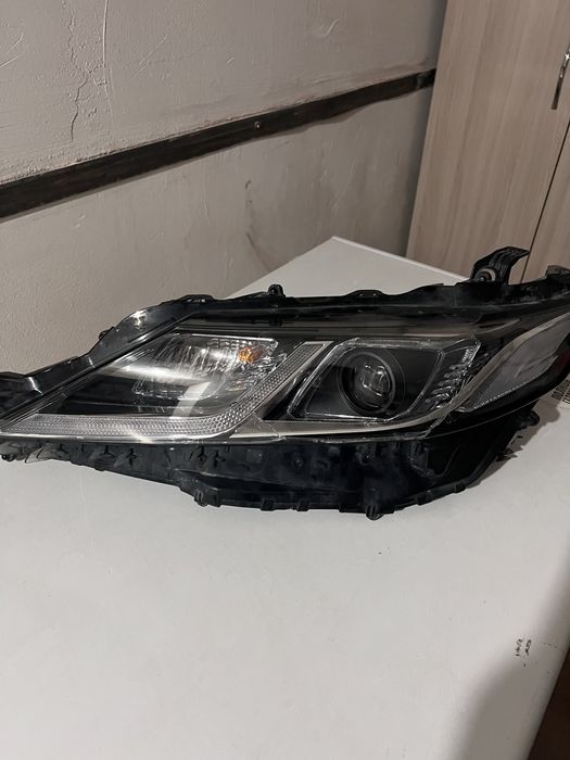 Фара камри 70 пустая комплектация