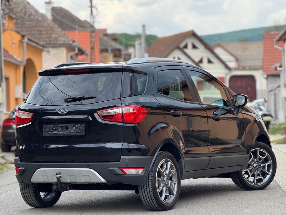 Vând Ford Ecosport 1,5 tdci ,95 cp