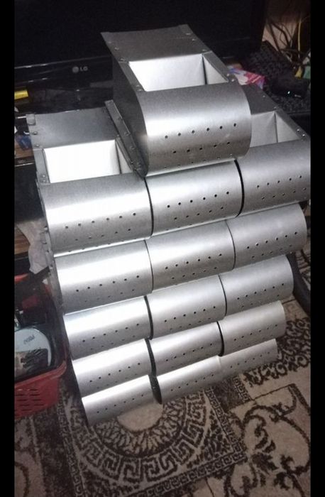 Бункерные кормушки для кроликов и птицы